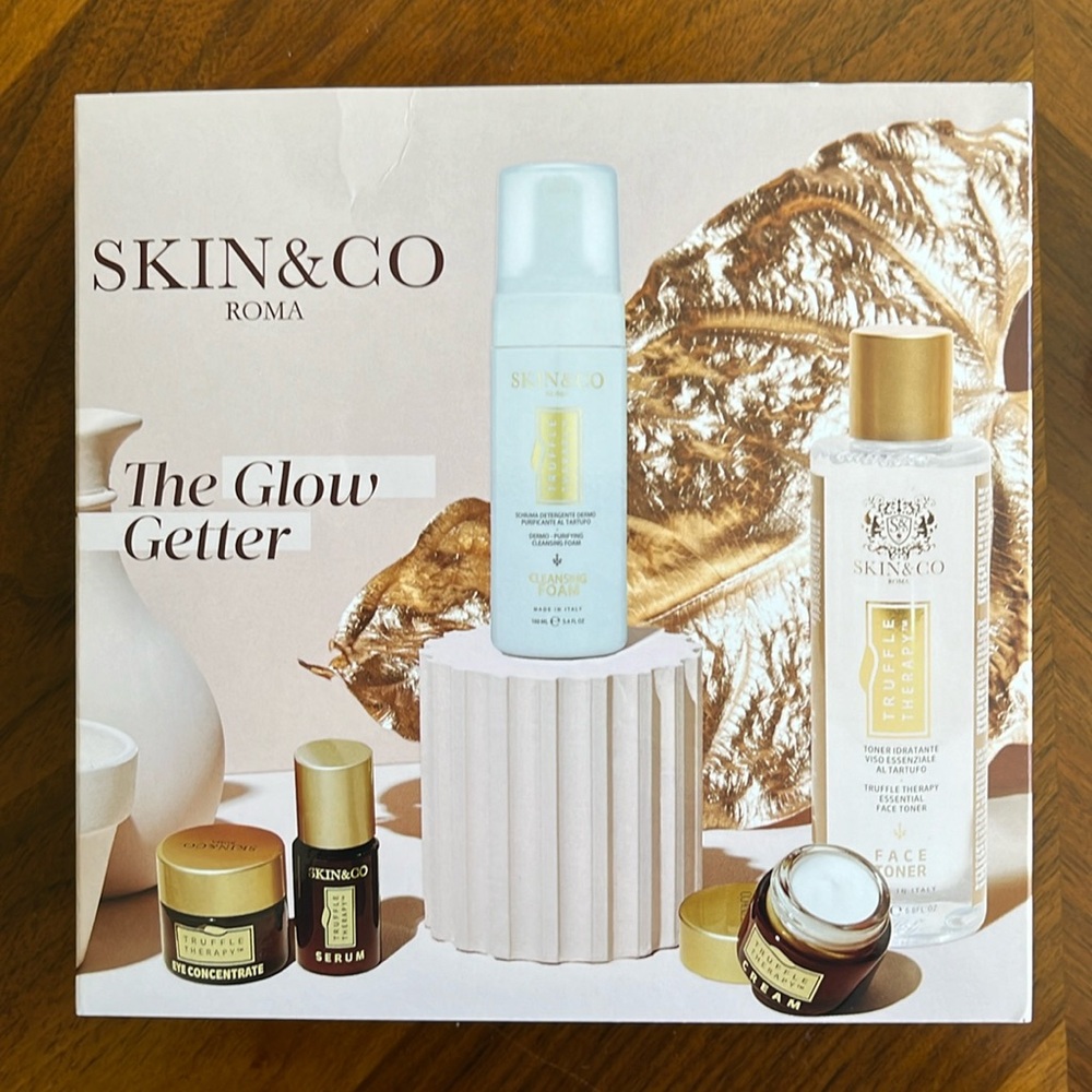 SKIN & CO ROMA “THE GLOW GETTER” Gift Set!